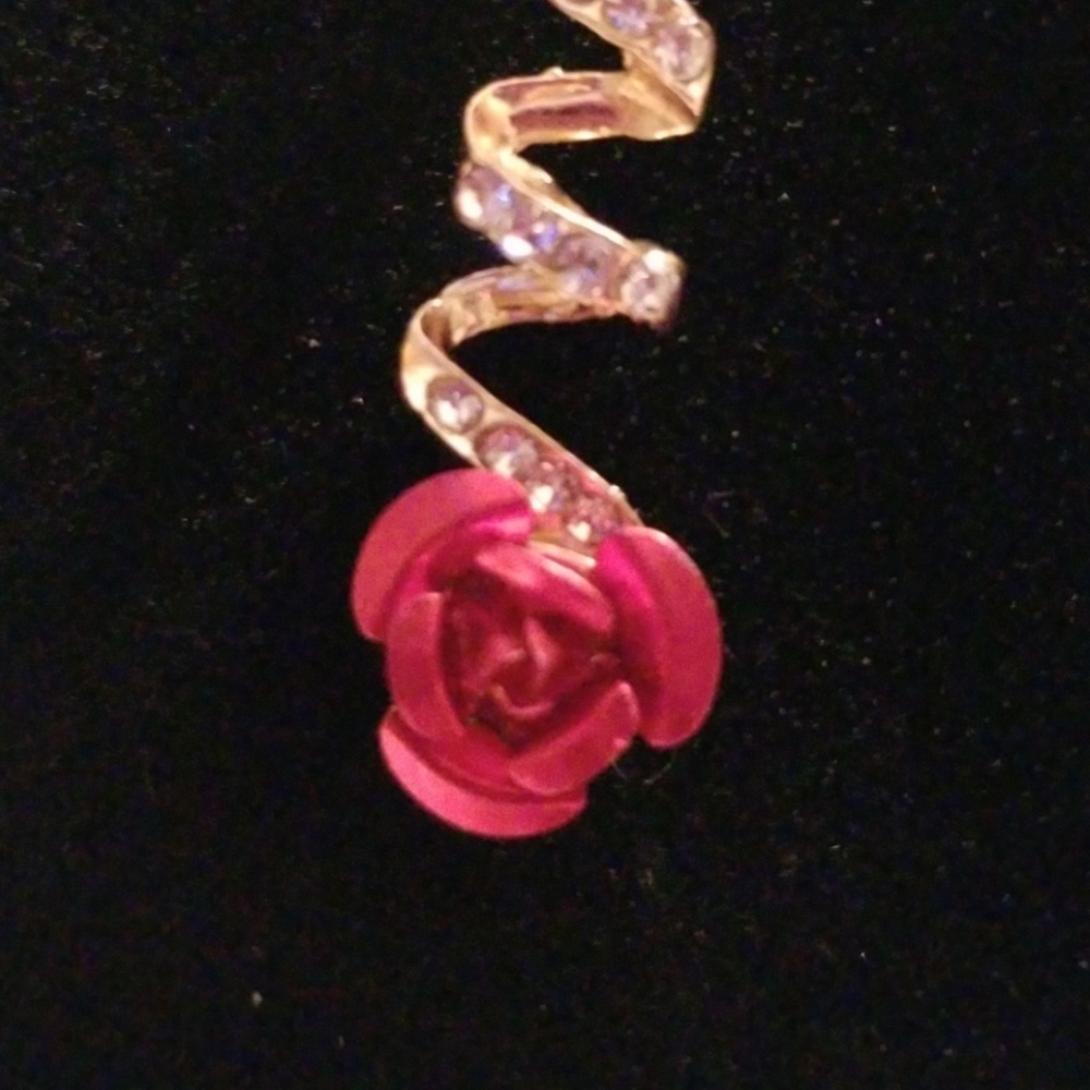 Red rose drop earrings - Picture 4 of 4